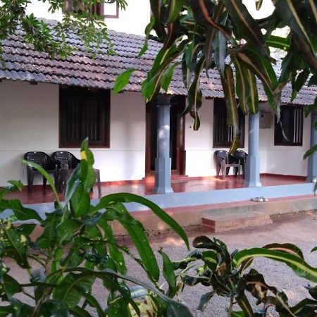 Perch Next Door Bed and Breakfast Kannur Eksteriør billede